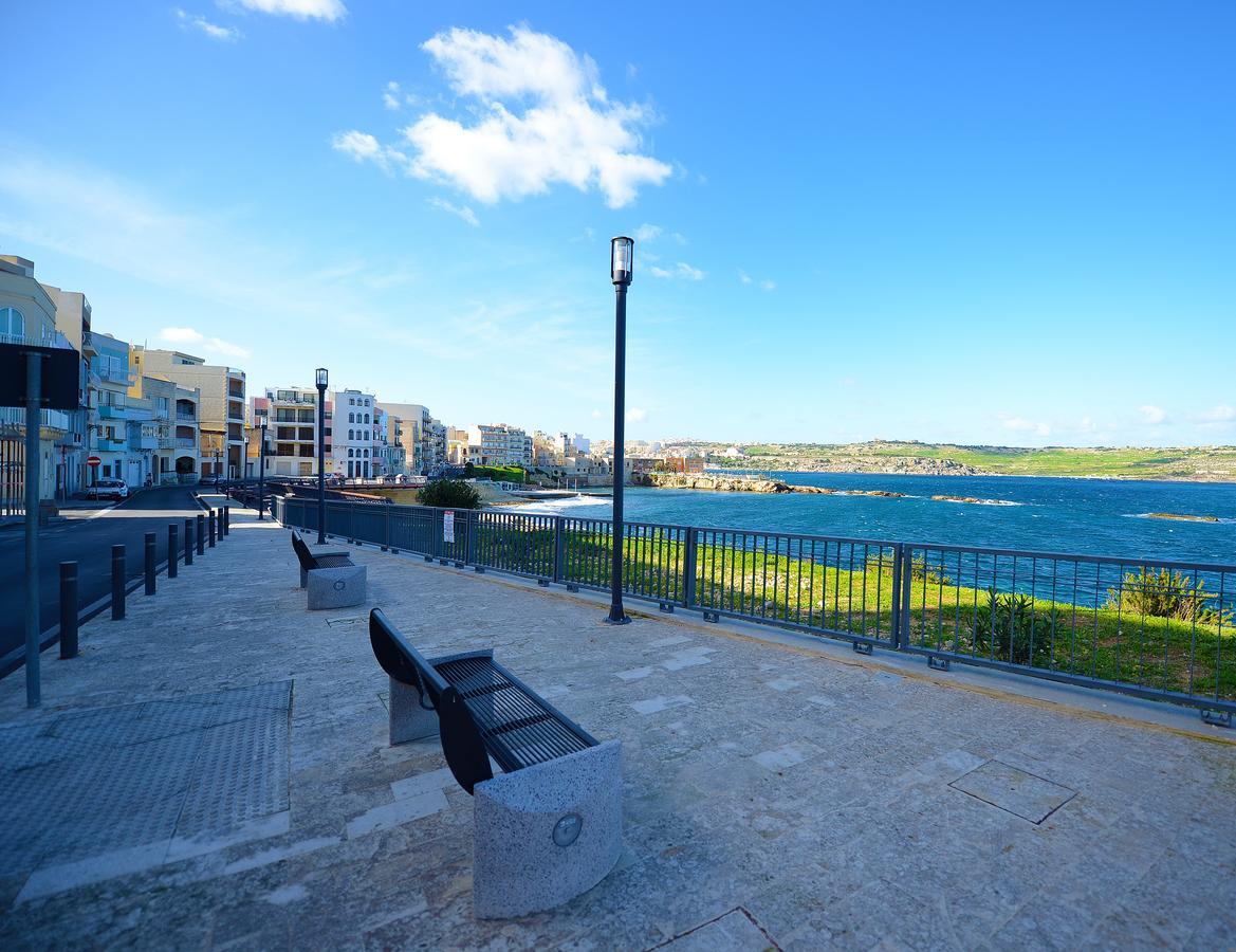 Апартаменты Blue Harbour Seafront Penthouse With Large Terrace With Panoramic Sea Views - By Getawaysmalta Сент-Полс-Бей Экстерьер фото